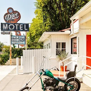 The Dive And Swim Club 3* Nashville